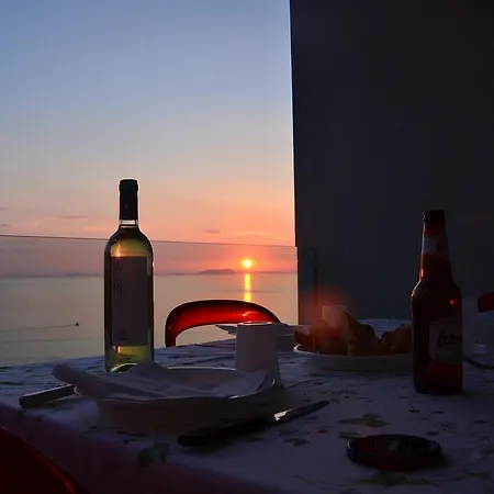 Miramare Roda Apartment